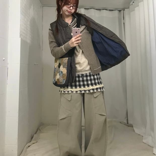 빈티지 베이지 노르딕 너드 모리 코디 세트