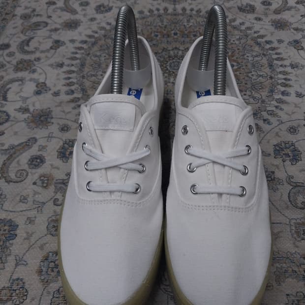 케즈 캔버스화 흰색 단화 245mm