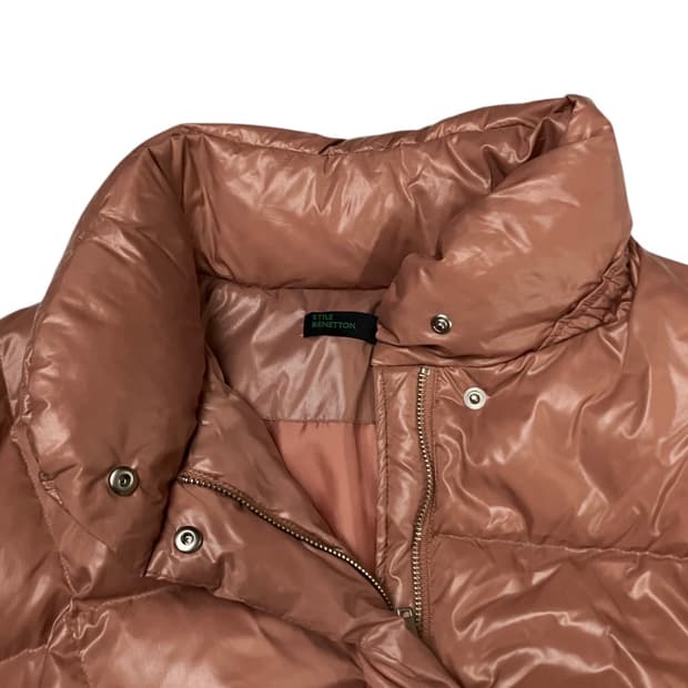 베네통 숏 핑크브라운 패딩 42