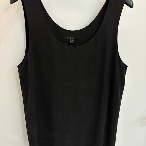 COS 코스 슬리브리스