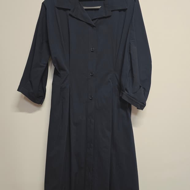 더아이잗 네이비 셔츠형  원피스