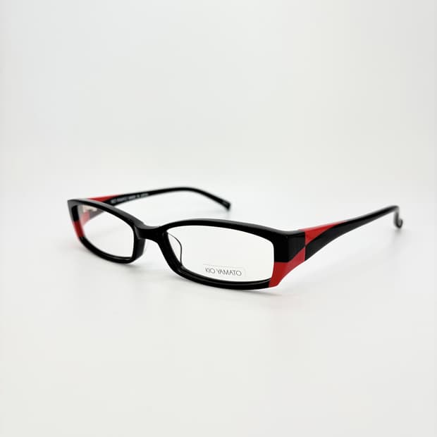 KIO YAMATO 키오야마토 블랙레드 뿔테 (정품케이스 제공)