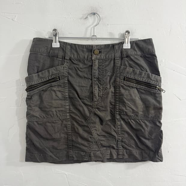 khaki pocket skirt
