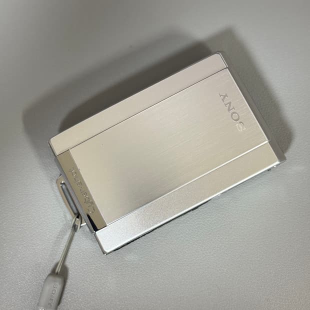 📸 소니 사이버샷 DSC-T300 실버(상태매우좋음)