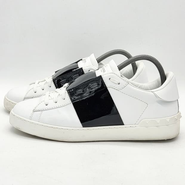  발렌티노 우먼스 히든 락스터드 스니커즈 흰/검 (41 1/2)  