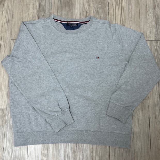 타미힐피거 맨투맨