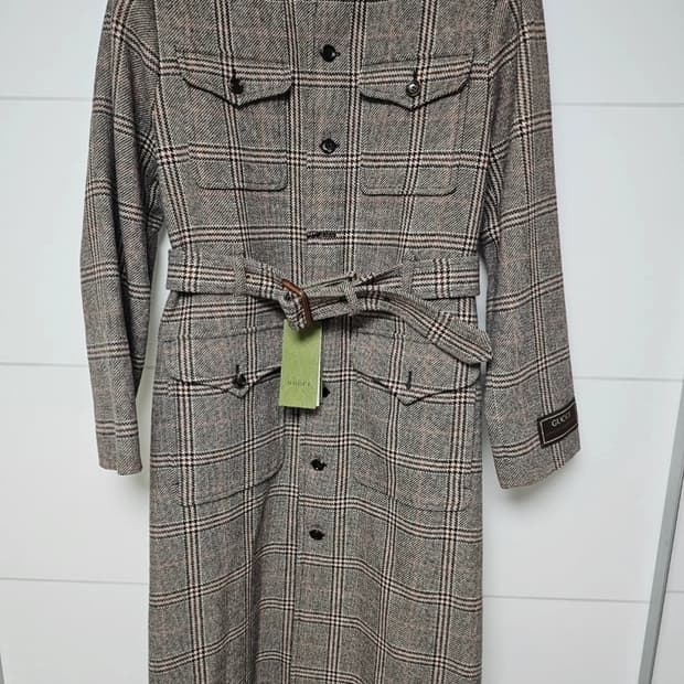 구찌 정품 매크로 코트(44r/100/텍달린새제품)