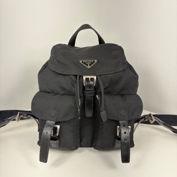 프라다 나일론 투포켓 스몰 백팩