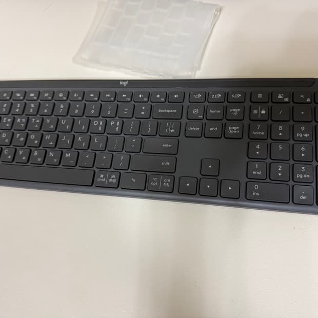 로지텍 k950 키보드