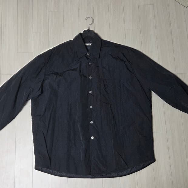 아워레가시 패디드셔츠