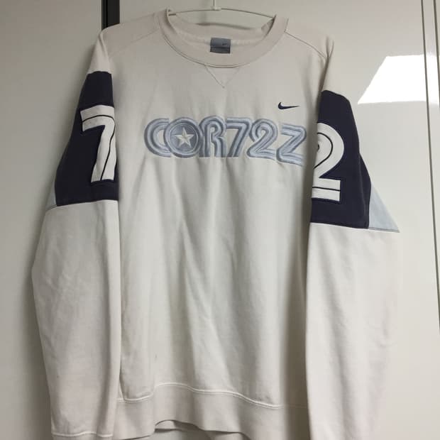 나이키 코르테즈 스웻셔츠