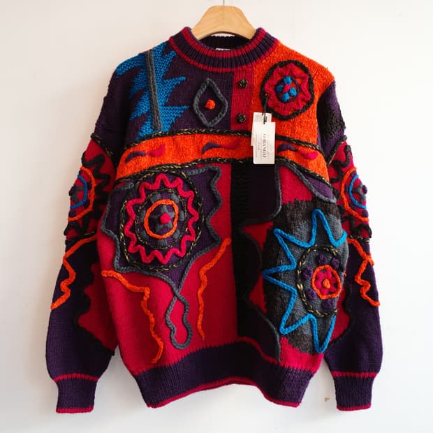 GOBANGAI 유니크 패턴 울 니트 (새상품)