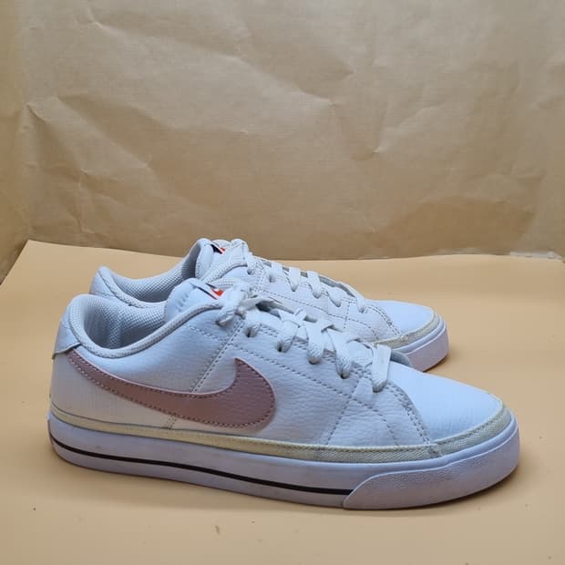 나이키 코트 레거시 스니커즈250