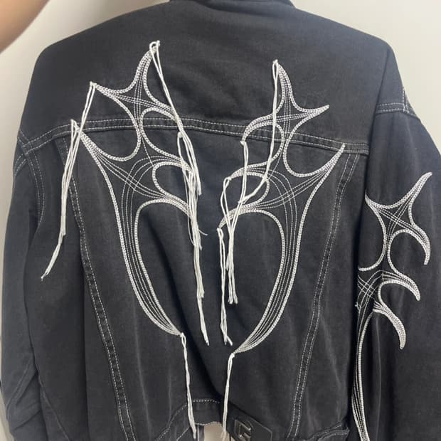 떠그클럽 트라이벌 데님 자켓