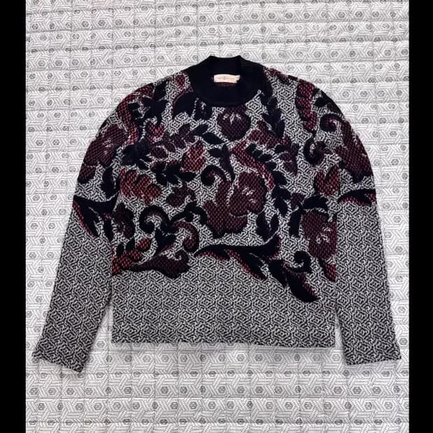 토리버치 플라워 패턴 스웨터 ~55