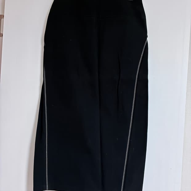 WELLBEING EXPRESS 치마