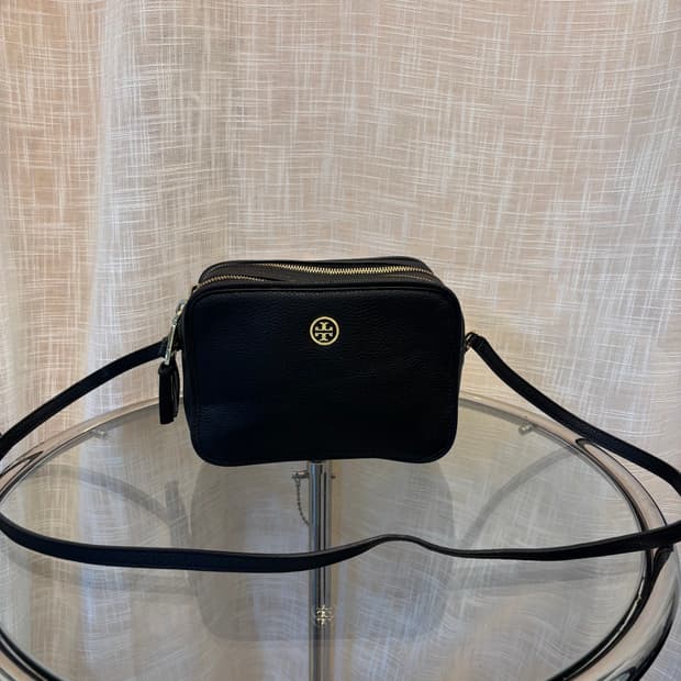 정품 토리버치 사각 크로스백    