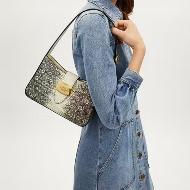 코치 리저드 엘리자 숄더백 