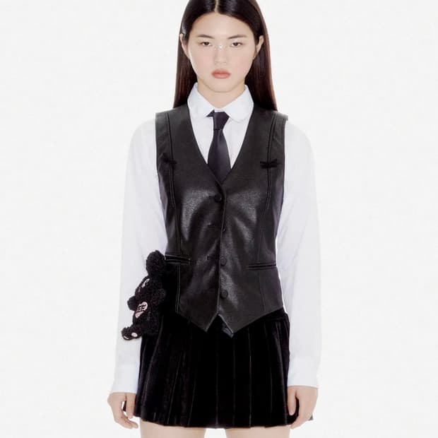 Youhee 리본 가죽조끼 leather vest 새상품
