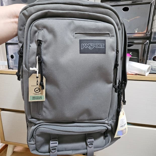 잔스포츠 엔보이 백팩 신품