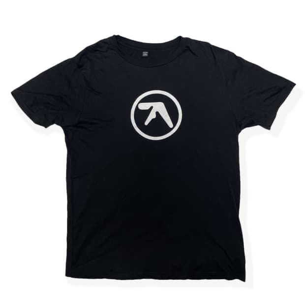 에이팩스트윈 공식 머천다이즈 티셔츠