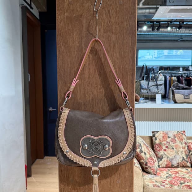 로에베 브라운 플라멩코 숄더백 