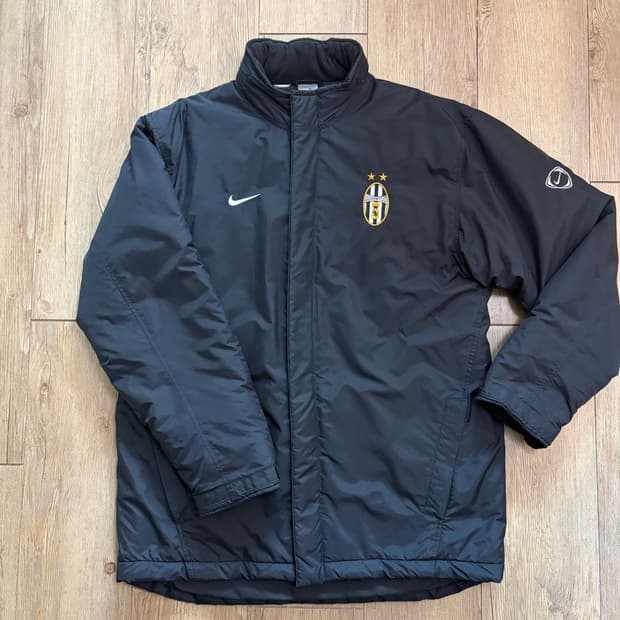 나이키 유벤투스 패딩 점퍼 M(100-105)