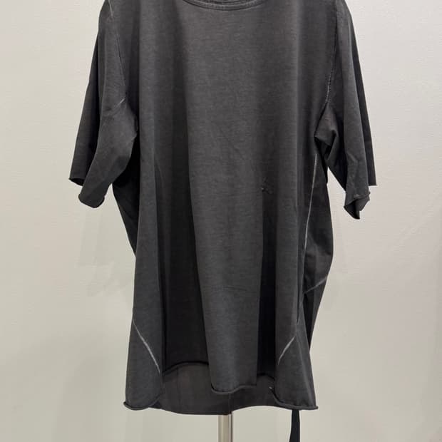 아이작 세럼 로얄 플럼 티셔츠