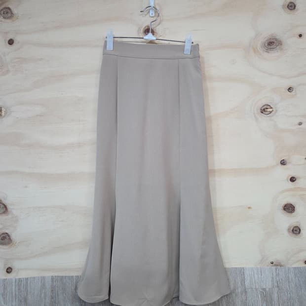 1189) 멜본 MELBON 플레어 스커트