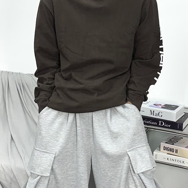 칼하트 브라운 사이드로고 롱 슬리브 S