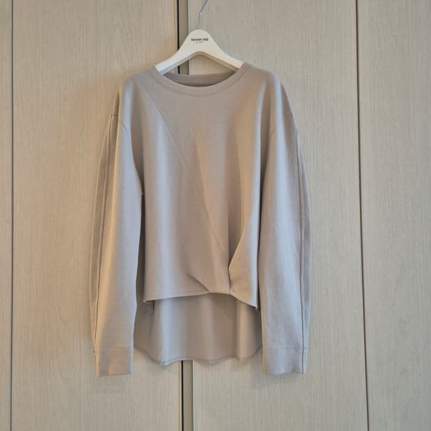 SJSJ 꼬임 티셔츠