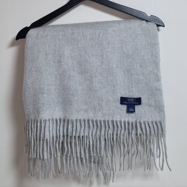GOBI 라이트그레이 캐시미어100% 머플러 목도리