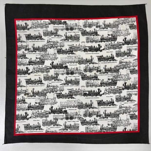 80s 기관차 프린트 반다나