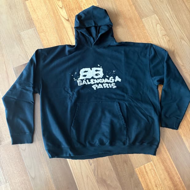 발렌시아가 후드