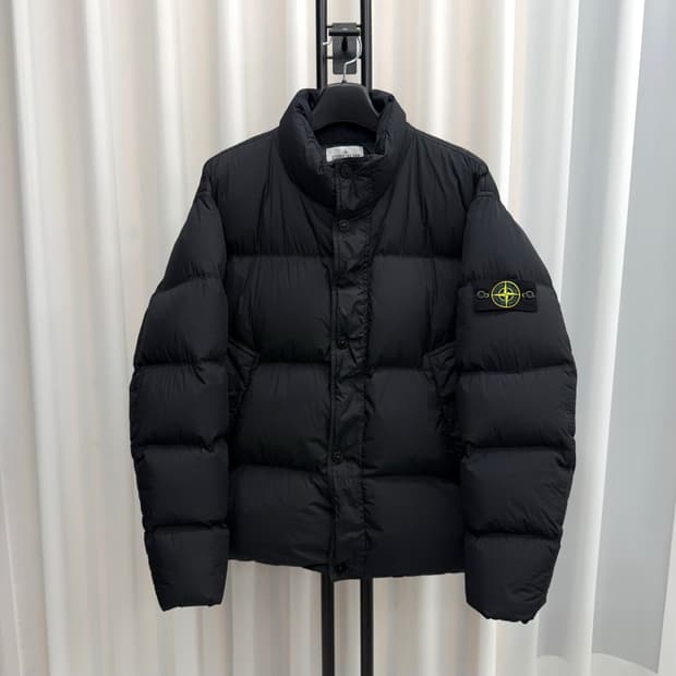 [XXL] 25FW 스톤아일랜드 크링클랩스 패딩 블랙