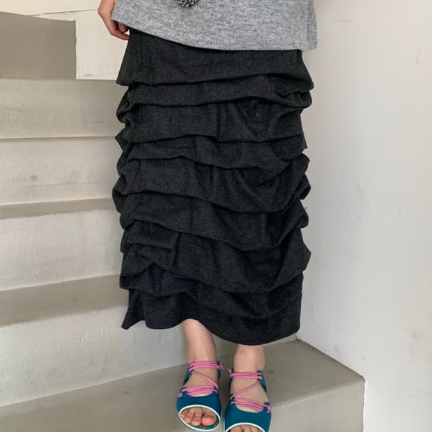 eonts 에옹쓰 스커트