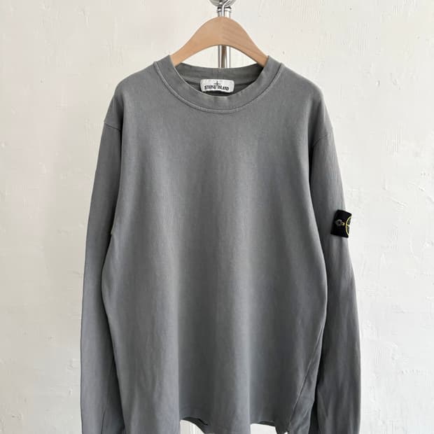 Stone Island 스톤아일랜드 딥그레이 와펜 맨투맨