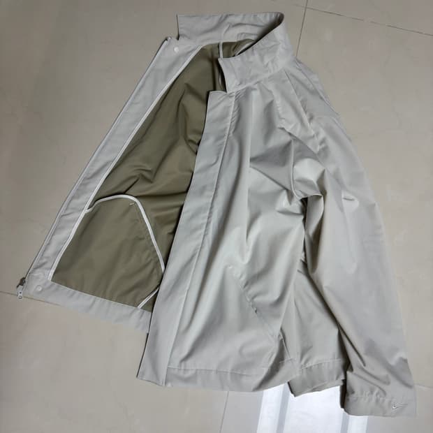 nike archive egg shell jacket