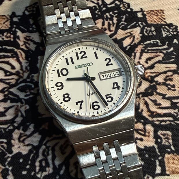 SEIKO 빈티지 쿼츠 시계