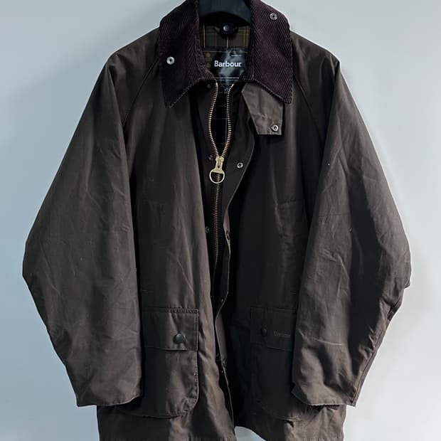 바버 클래식 비데일 왁스 자켓 (va.29) 