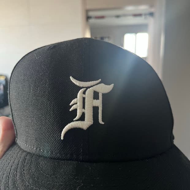 피어오브갓 뉴에라 7 1/2 사이즈