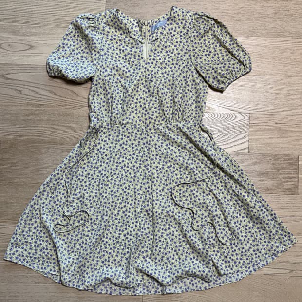 에잇세컨즈 옐로우 플로럴 브이넥 미니 원피스 S