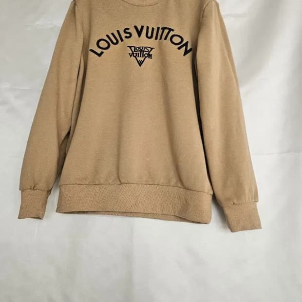 루이비통 맨투맨