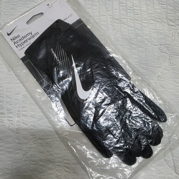 나이키 축구 겨울용 M사이즈 써마핏 아카데미 글러브 장갑 nike