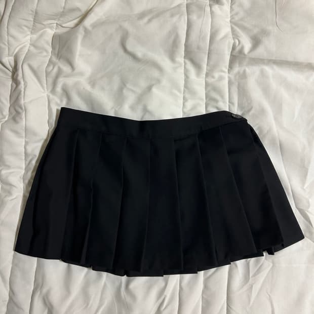블랙업 [MADE] 다넬 플리츠 미니 랩스커트