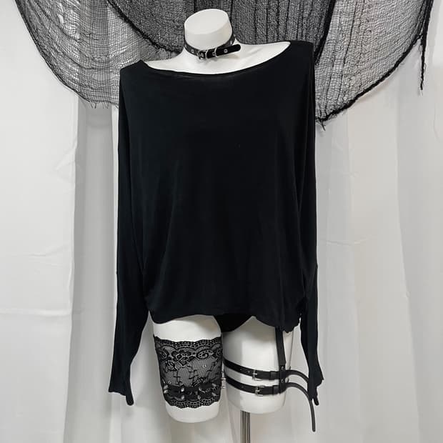 black t-shirt