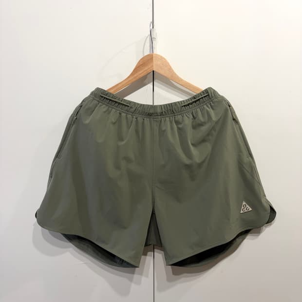 나이키 ACG 드라이핏 뉴 샌즈 쇼츠 미디움 올리브