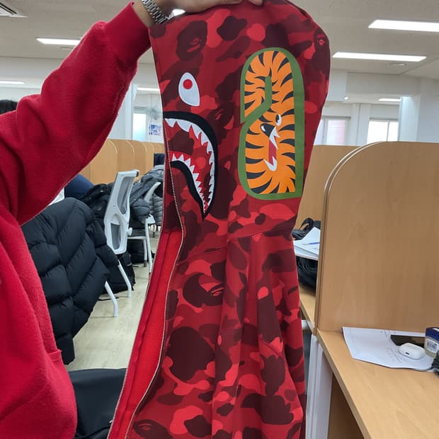 (급처) 꿀매 크림 새상품 베이프 적계 XL