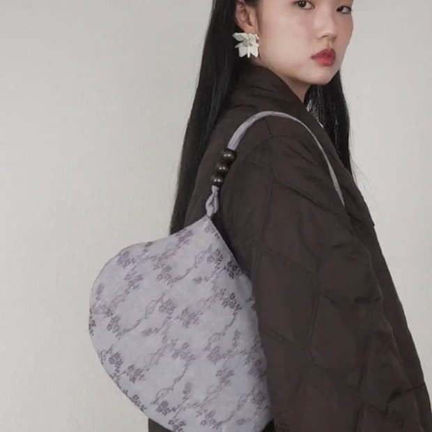 [삽니다] 콜로신스 로지브라운 숄더백