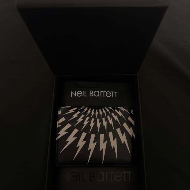 닐바렛 카드지갑